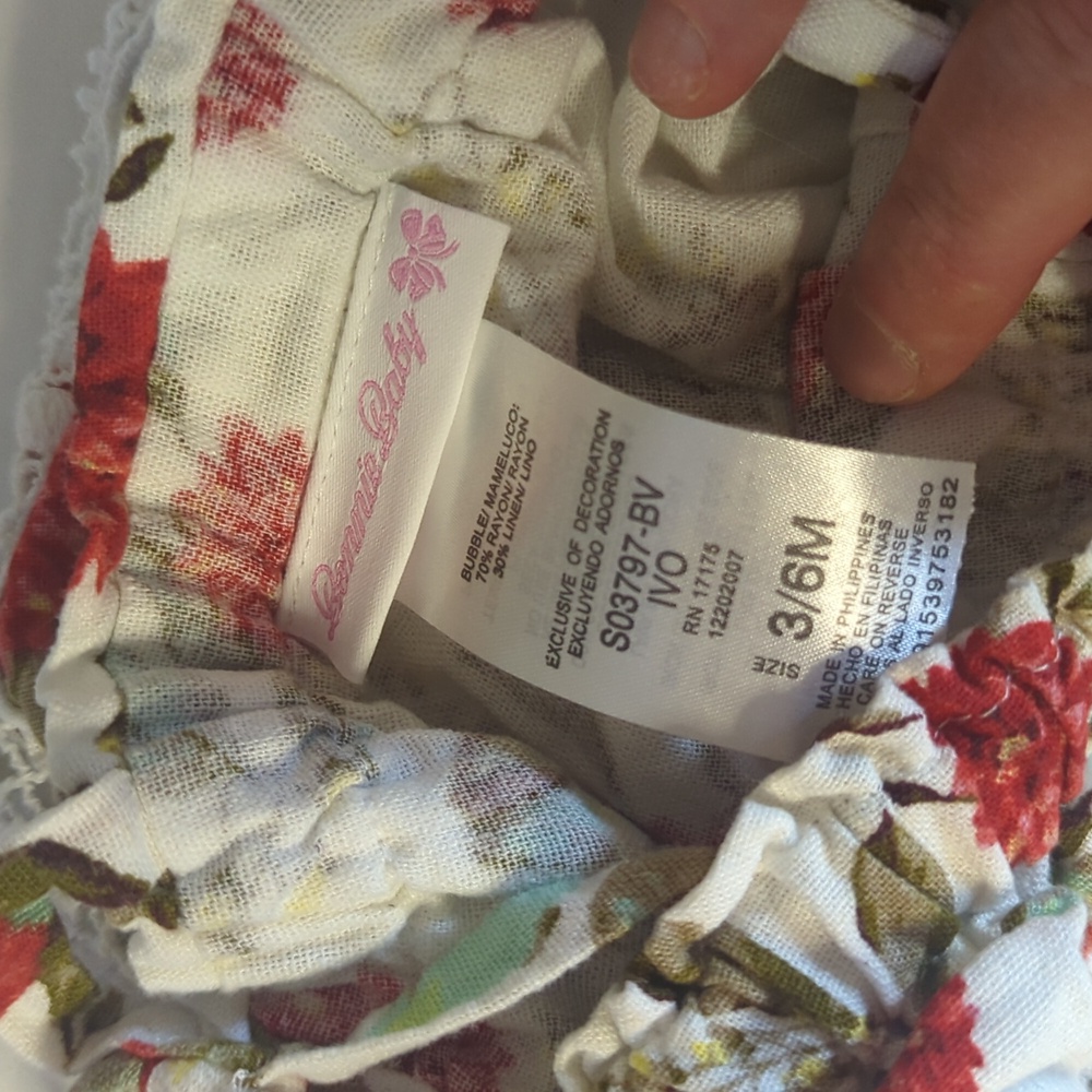 Bonnie Baby size 3/6 month floral baby romper with spaghetti straps and lace - Picture 2 of 3